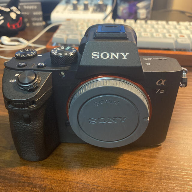 SONY(ソニー)のSONY ILCE−7M3 ILCE-7M3K α7ⅲ スマホ/家電/カメラのカメラ(ミラーレス一眼)の商品写真