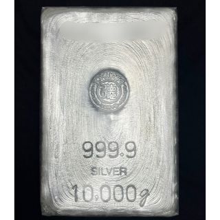 徳力本店 銀地金 10kg シルバー の通販 by TC's shop|ラクマ 徳力本店 銀地金 10kg シルバー の通販 by TC's shop|ラクマ