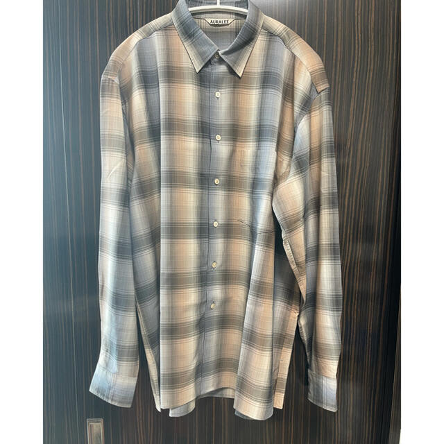 COMOLI(コモリ)のauralee super light wool check shirt 3 メンズのトップス(シャツ)の商品写真