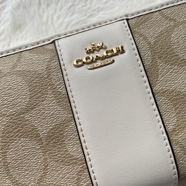 COACH(コーチ)のCOACH コーチ 長財布　F54630. IMDQC ホワイト×ベージュ レディースのファッション小物(財布)の商品写真