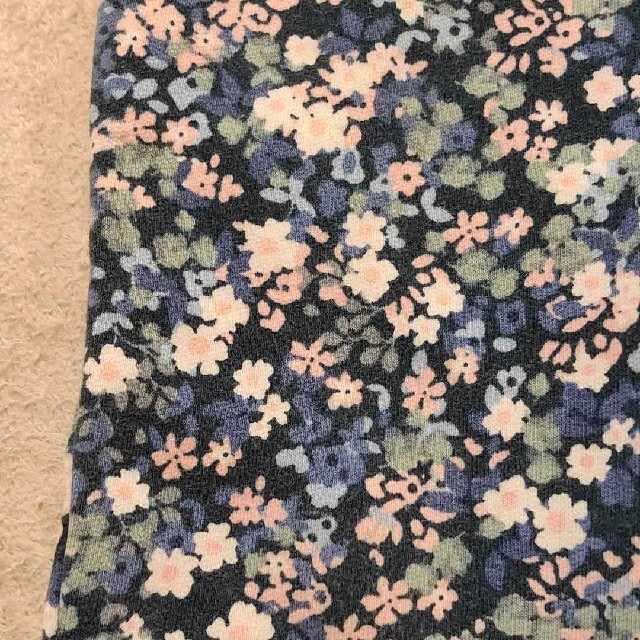 H&M(エイチアンドエム)のガールズ パンツ ♡120 キッズ/ベビー/マタニティのキッズ服女の子用(90cm~)(パンツ/スパッツ)の商品写真