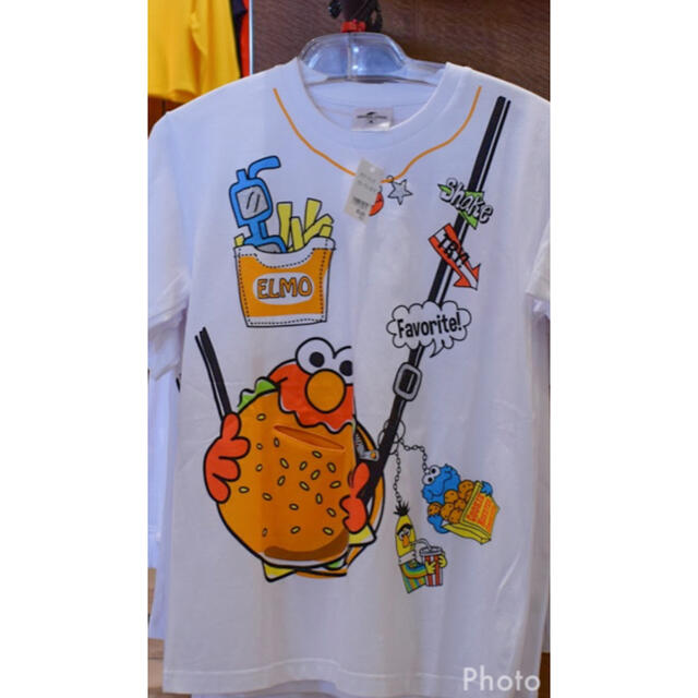 USJ(ユニバーサルスタジオジャパン)のユニバTシャツ/セサミストリート キッズ/ベビー/マタニティのキッズ服男の子用(90cm~)(Tシャツ/カットソー)の商品写真