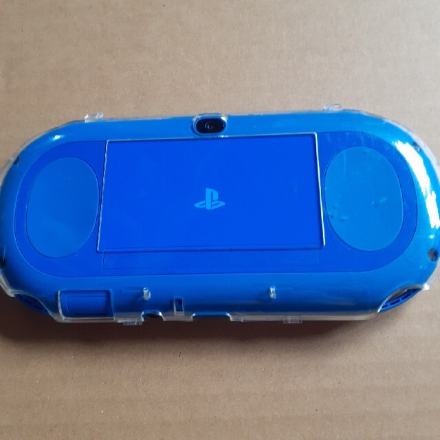 PlayStation Vita(プレイステーションヴィータ)のvita　ブルー　PCH-2000　美品 エンタメ/ホビーのゲームソフト/ゲーム機本体(家庭用ゲーム機本体)の商品写真