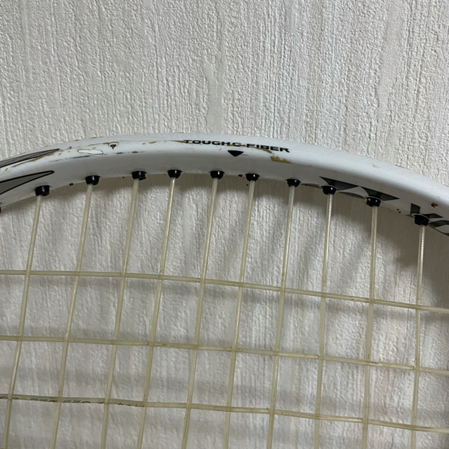 YONEX(ヨネックス)のネクシーガ　70v   スポーツ/アウトドアのテニス(ラケット)の商品写真