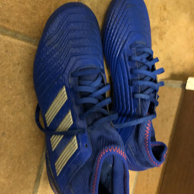 adidas(アディダス)のサッカースパイク スポーツ/アウトドアのサッカー/フットサル(シューズ)の商品写真