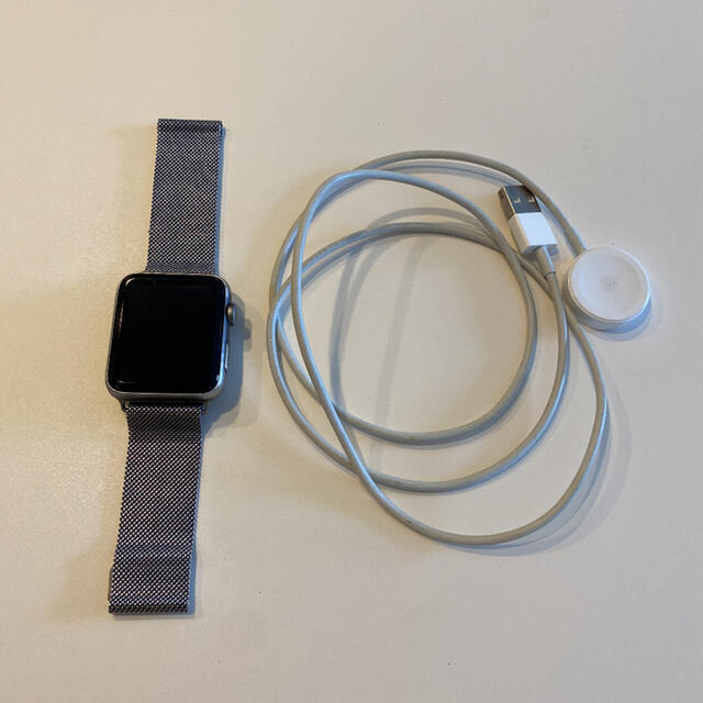 Apple Watch 3 美品 42mm GPSモデル 日本最級 6000円引き www.gold-and ...
