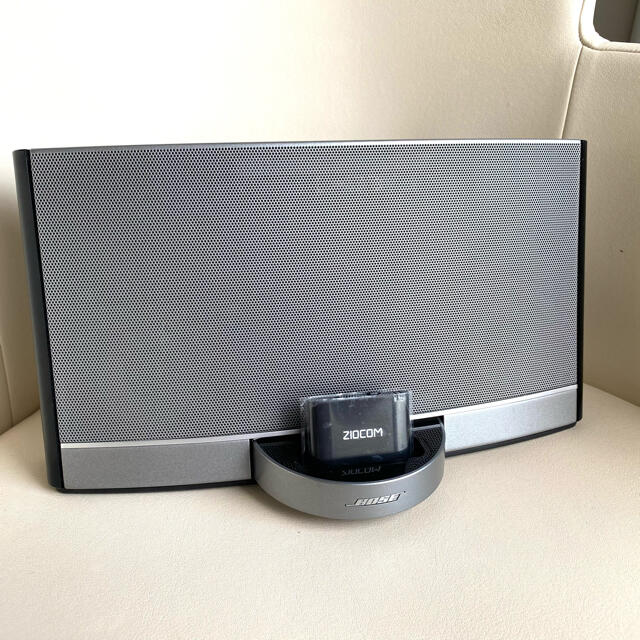 BOSE(ボーズ)のBOSE SoundDock Portable Bluetoothセット 美品 スマホ/家電/カメラのオーディオ機器(スピーカー)の商品写真