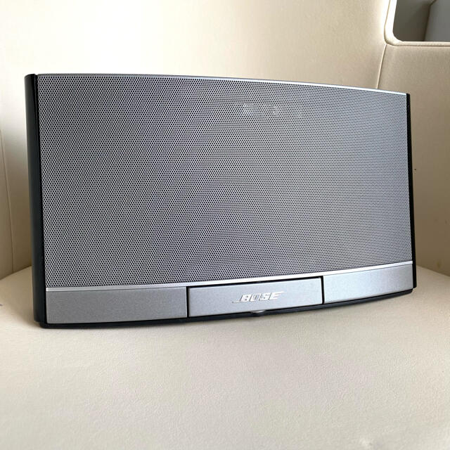 BOSE(ボーズ)のBOSE SoundDock Portable Bluetoothセット 美品 スマホ/家電/カメラのオーディオ機器(スピーカー)の商品写真