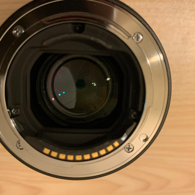 SONY(ソニー)の ソニー　SONY　交換レンズ　FE 85mm F1.8(ソニーEマウント スマホ/家電/カメラのカメラ(レンズ(単焦点))の商品写真