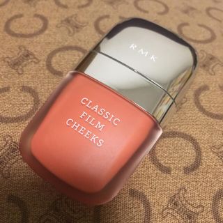 アールエムケー(RMK)のクラシックフィルムチークス01(チーク)