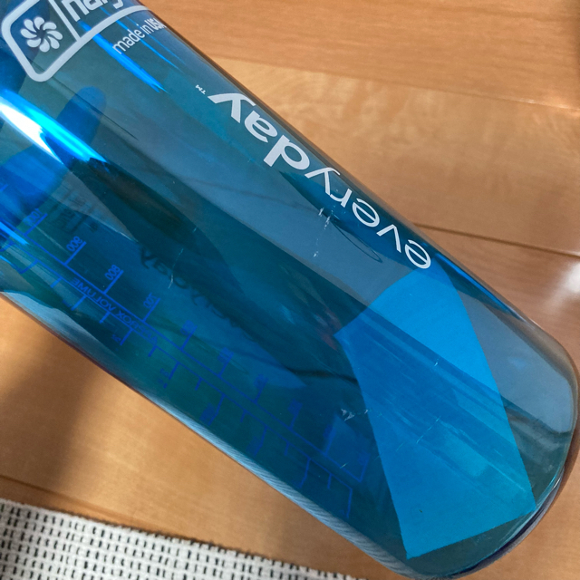 Nalgene(ナルゲン)の【未使用品】ナルゲンボトル 1.5ℓ 2本 nalgene 小傷 フィルムカス有 スポーツ/アウトドアのスポーツ/アウトドア その他(その他)の商品写真