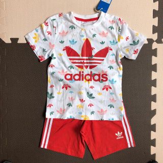 アディダス(adidas)の新品タグ付☆adidasセットアップ　Tシャツ＋ショートパンツ(Tシャツ/カットソー)