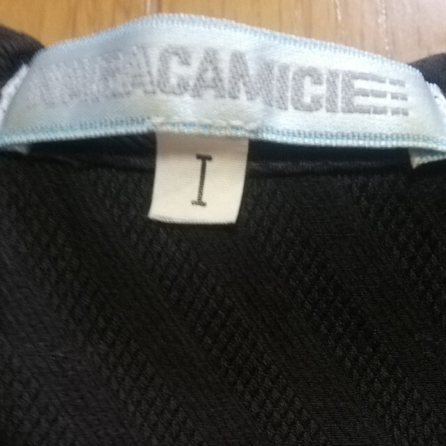 NARACAMICIE(ナラカミーチェ)のNARACAMICIE　黒　フリルシャツ レディースのトップス(シャツ/ブラウス(長袖/七分))の商品写真
