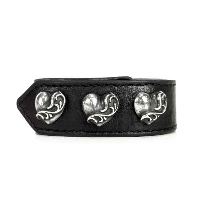 Chrome Hearts(クロムハーツ)のクロムハーツ■3BTN 2SNP Heart レザーブレスレット メンズのアクセサリー(ブレスレット)の商品写真