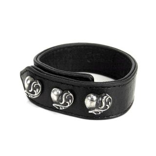 クロムハーツ(Chrome Hearts)のクロムハーツ■3BTN 2SNP Heart レザーブレスレット(ブレスレット)