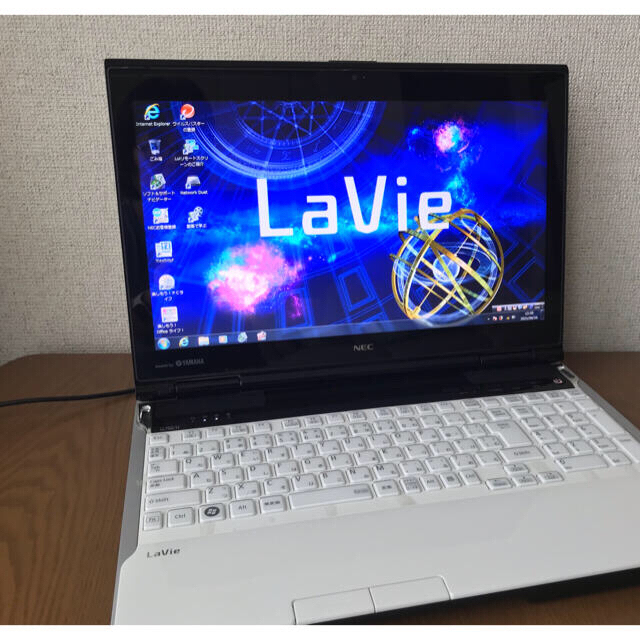 NEC(エヌイーシー)のNEC LaVie L PC-LL750HS6W　LL750/HS6W スマホ/家電/カメラのPC/タブレット(ノートPC)の商品写真