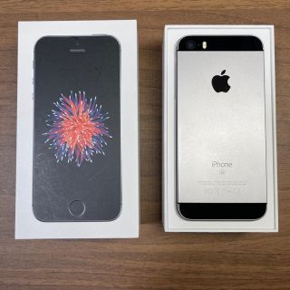 アップル(Apple)のiPhone SE Space Gray 64 GB Softbank(スマートフォン本体)