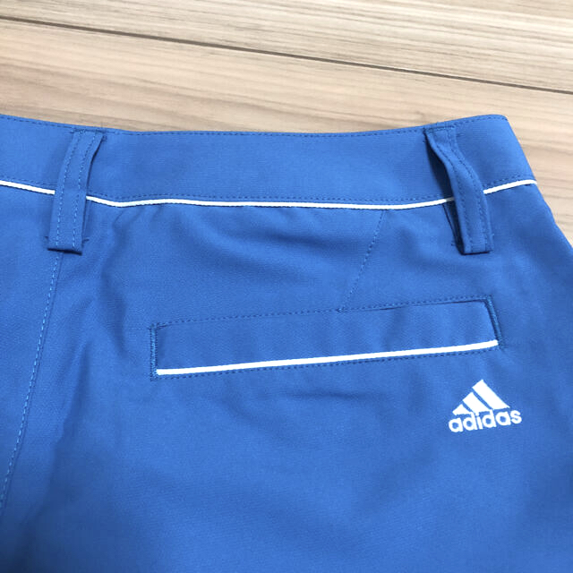 adidas(アディダス)の未使用　アディダス  ハーフパンツ　M レディース  ゴルパンツ　ゴルフウェア　 スポーツ/アウトドアのゴルフ(ウエア)の商品写真