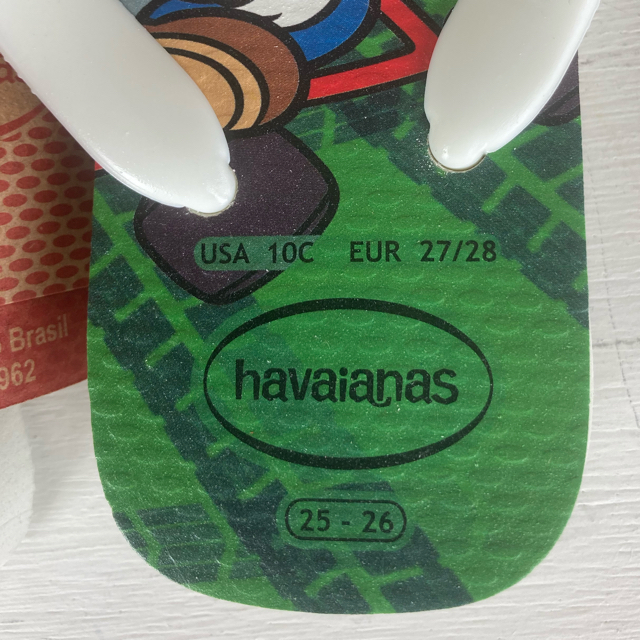 havaianas(ハワイアナス)の専用です　新品　スーパーマリオ　ハワイアナス　サンダル　ビーチサンダル　16cm キッズ/ベビー/マタニティのキッズ靴/シューズ(15cm~)(サンダル)の商品写真