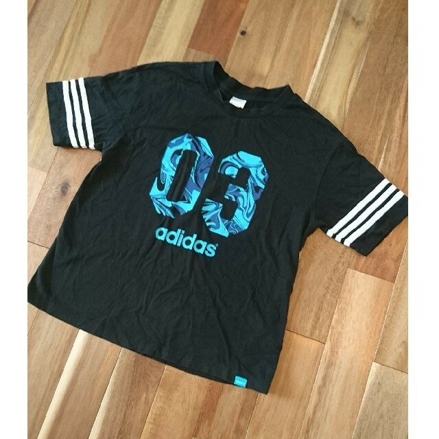 adidas(アディダス)のadidas 半袖カットソー Tシャツ adidasneo  古着 レディースのトップス(Tシャツ(半袖/袖なし))の商品写真