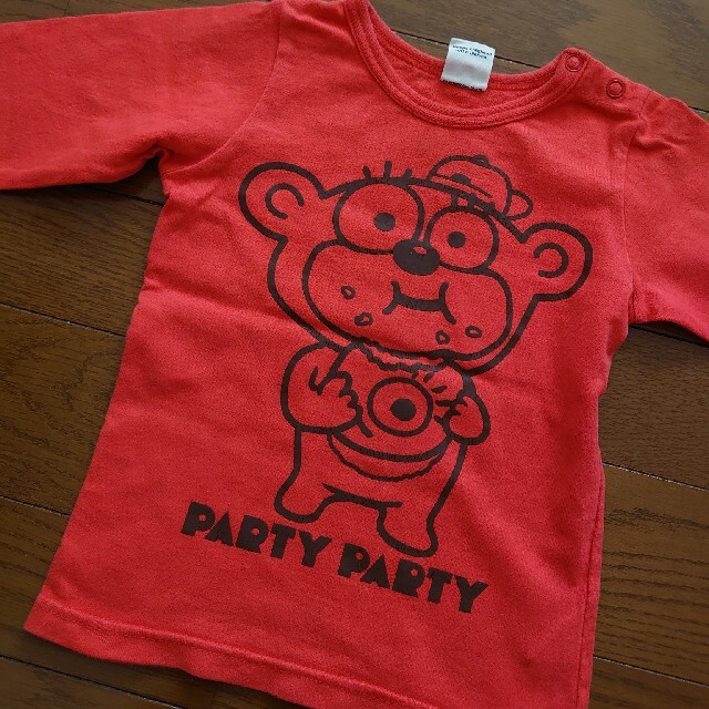 PARTYPARTY(パーティーパーティー)のparty party ロンＴ キッズ/ベビー/マタニティのキッズ服男の子用(90cm~)(Tシャツ/カットソー)の商品写真