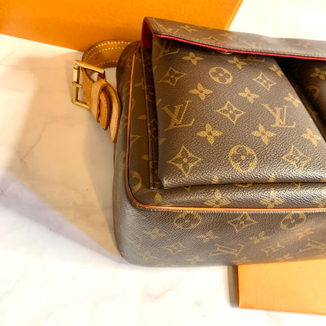 LOUIS VUITTON - ルイヴィトン モノグラム ヴィバシテ GM ショルダー ...