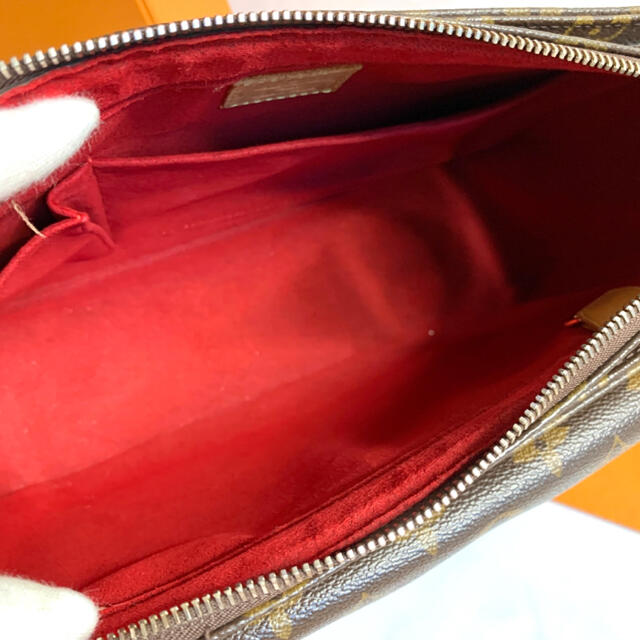 LOUIS VUITTON(ルイヴィトン)のルイヴィトン モノグラム ヴィバシテ GM ショルダーバッグ レディースのバッグ(ショルダーバッグ)の商品写真