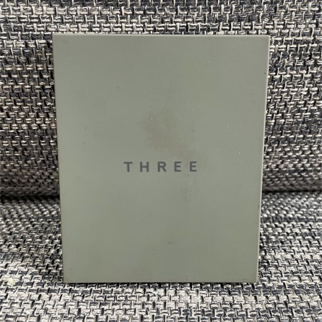 THREE(スリー)のTHREE シマリング　デュオ　01番 コスメ/美容のベースメイク/化粧品(フェイスカラー)の商品写真