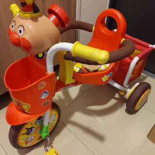 アンパンマン(アンパンマン)の【ミー様専用】わくわくアンパンマンごうピースII　三輪車【M＆M】(三輪車)