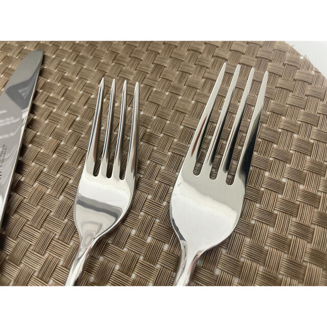 Henckels(ヘンケルス)のツヴィリング ZWILLING カトラリーセット 20pc シルバー インテリア/住まい/日用品のキッチン/食器(カトラリー/箸)の商品写真