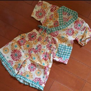 エフオーキッズ(F.O.KIDS)のFOKIDS 女の子 楊柳 花火柄 甚平(甚平/浴衣)