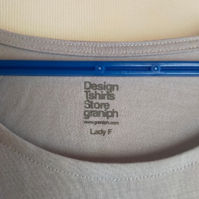 Design Tshirts Store graniph(グラニフ)の【未使用】グラニフ　レディース　 レディースのトップス(Tシャツ(半袖/袖なし))の商品写真