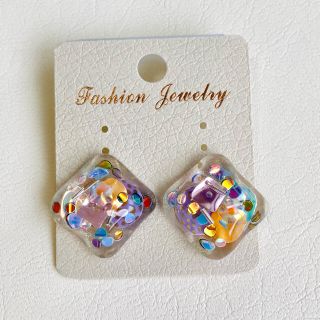 ハンドメイド　イヤリング　アクセサリー　マルチカラー(ピアス)