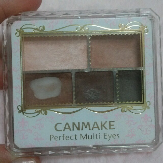 CANMAKE(キャンメイク)のCANMAKE パーフェクトマルチアイズ 01 コスメ/美容のベースメイク/化粧品(アイシャドウ)の商品写真