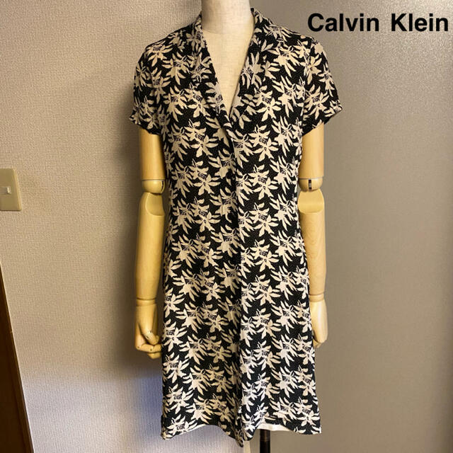 Calvin Klein(カルバンクライン)の【Calvin Klein】カルバンクライン シルク　花柄ワンピース  レディースのワンピース(ひざ丈ワンピース)の商品写真