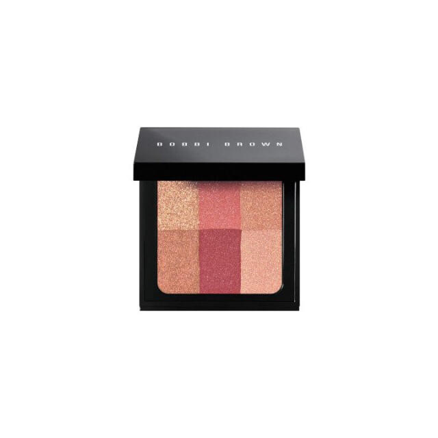 BOBBI BROWN(ボビイブラウン)のラスト１点！ボビイ ブラウン ブライトニング ブリック 06 クランベリー コスメ/美容のベースメイク/化粧品(フェイスパウダー)の商品写真