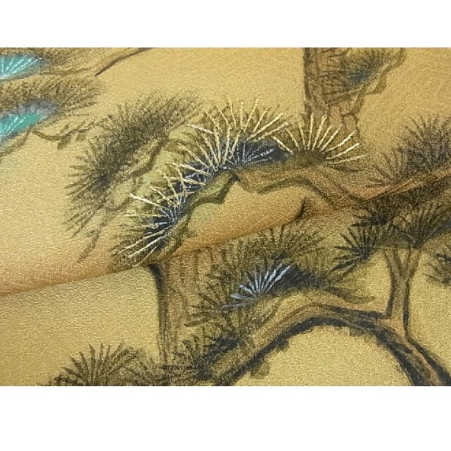 近代日本画の巨匠　横山大観　じゅらく謹製　色留袖　手描き　刺繍　暈し染め　金彩 3