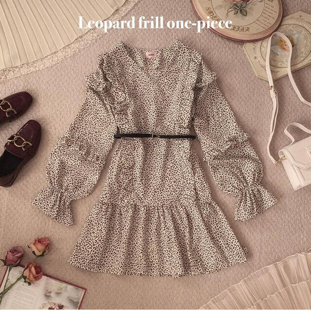 one after another NICE CLAUP(ワンアフターアナザーナイスクラップ)のmeltie Leopard frill one-piece レディースのワンピース(ミニワンピース)の商品写真