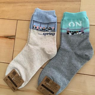 ボウダンショウネンダン(防弾少年団(BTS))の⭐︎新品⭐︎BTS 靴下　2足セット　22〜26cm(アイドルグッズ)