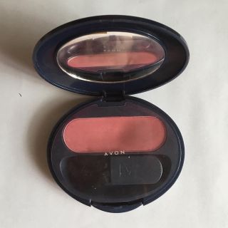 エイボン(AVON)の＊＊ 送料込み❗️AVON チーク ＊＊(チーク)