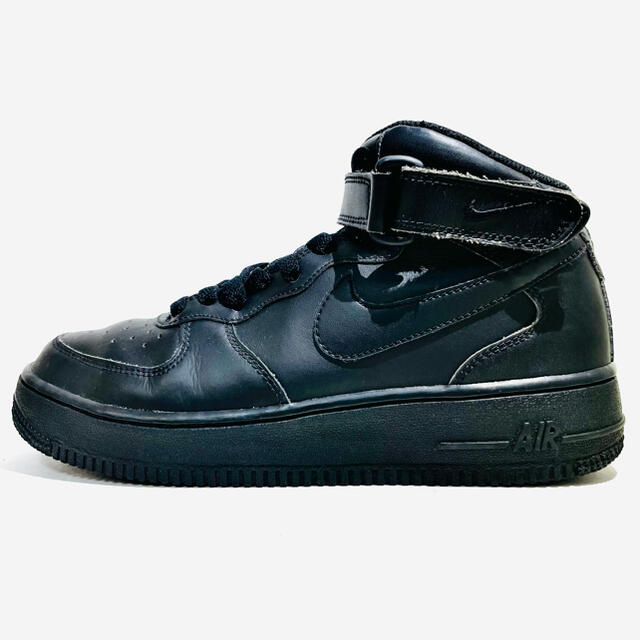 NIKE(ナイキ)のNIKE/ナイキ★AIR FORCE1/エアフォース1★黒×黒★24.0cm レディースの靴/シューズ(スニーカー)の商品写真