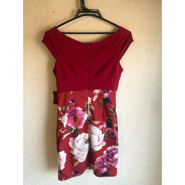 キャバドレス 赤 花柄 レディースのフォーマル/ドレス(ミニドレス)の商品写真