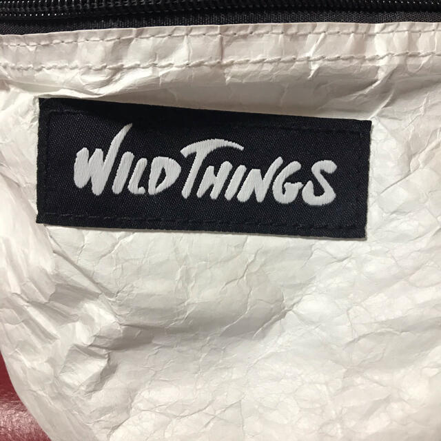 WILDTHINGS(ワイルドシングス)のワイルドシングス　ウエストポーチ　サコッシュホワイト メンズのバッグ(ショルダーバッグ)の商品写真