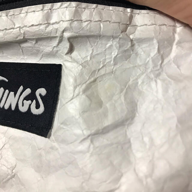 WILDTHINGS(ワイルドシングス)のワイルドシングス　ウエストポーチ　サコッシュホワイト メンズのバッグ(ショルダーバッグ)の商品写真