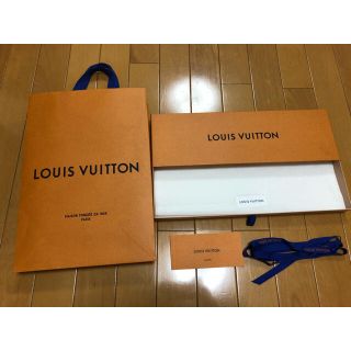 LOUIS VUITTONルイ・ヴィトン　ショップバッグ・BOX等一式★未使用★