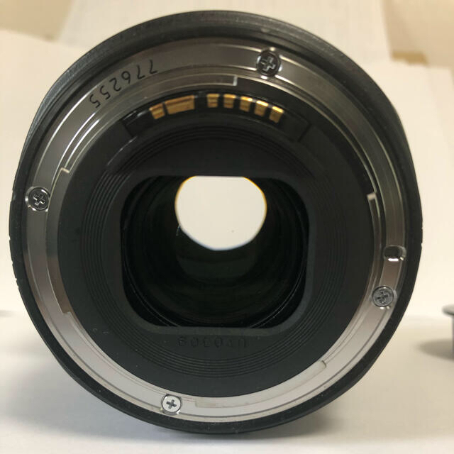 Canon(キヤノン)のef24-105mm f4l is usm canon おまけつき スマホ/家電/カメラのカメラ(レンズ(ズーム))の商品写真