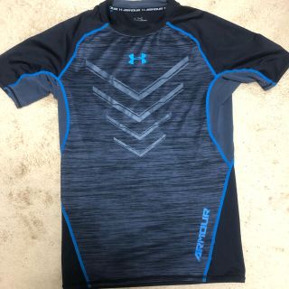 アンダーアーマー(UNDER ARMOUR)のUNDFR AR MOUR トップス(スポーツ選手)