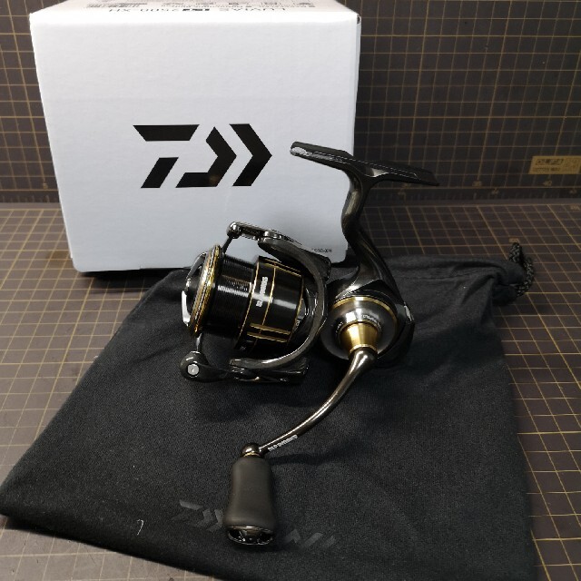 ダイワ 20 ルビアス LT2500-XH SLP Works - フィッシング ダイワ 20 ルビアス LT2500-XH SLP Works - フィッシング
