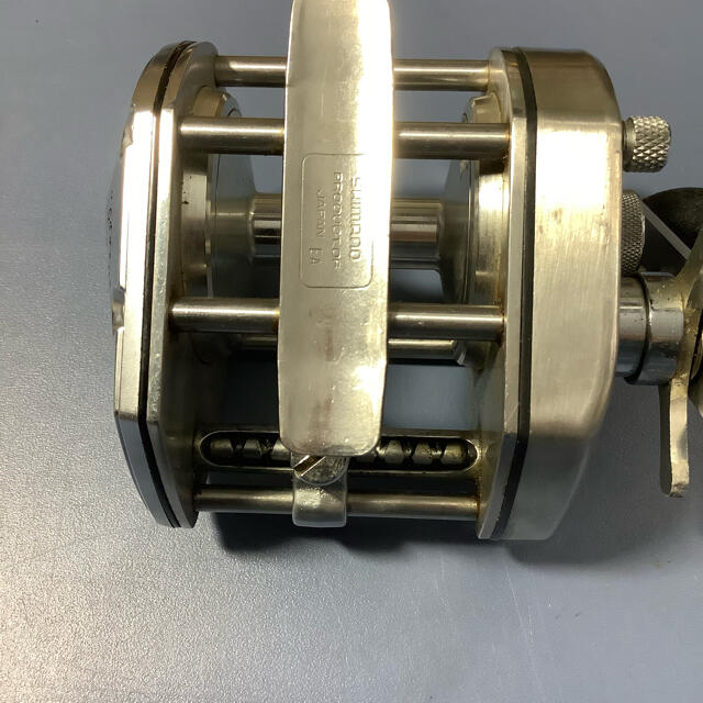 SHIMANO(シマノ)のバンタム500 スポーツ/アウトドアのフィッシング(リール)の商品写真