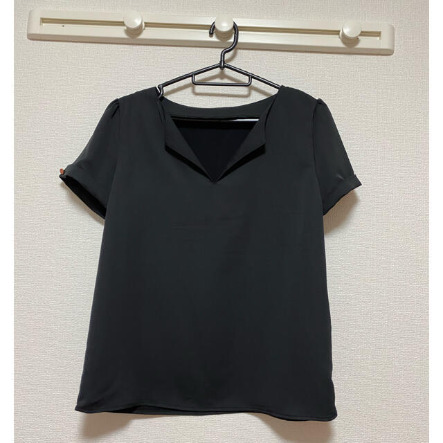 michellMacaron(ミシェルマカロン)のVネックTシャツ メンズのトップス(Tシャツ/カットソー(半袖/袖なし))の商品写真